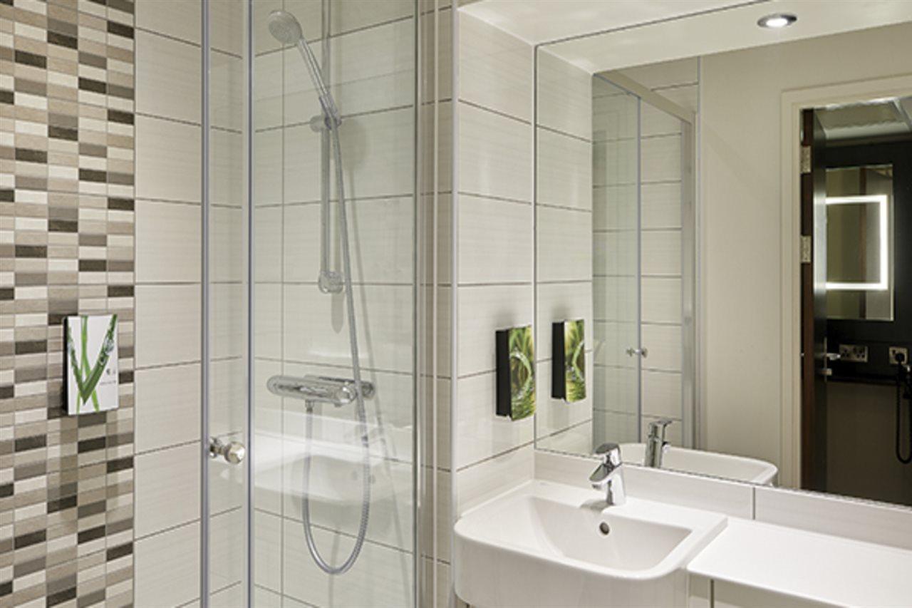 Premier Inn Glasgow ميلنغافي المظهر الخارجي الصورة